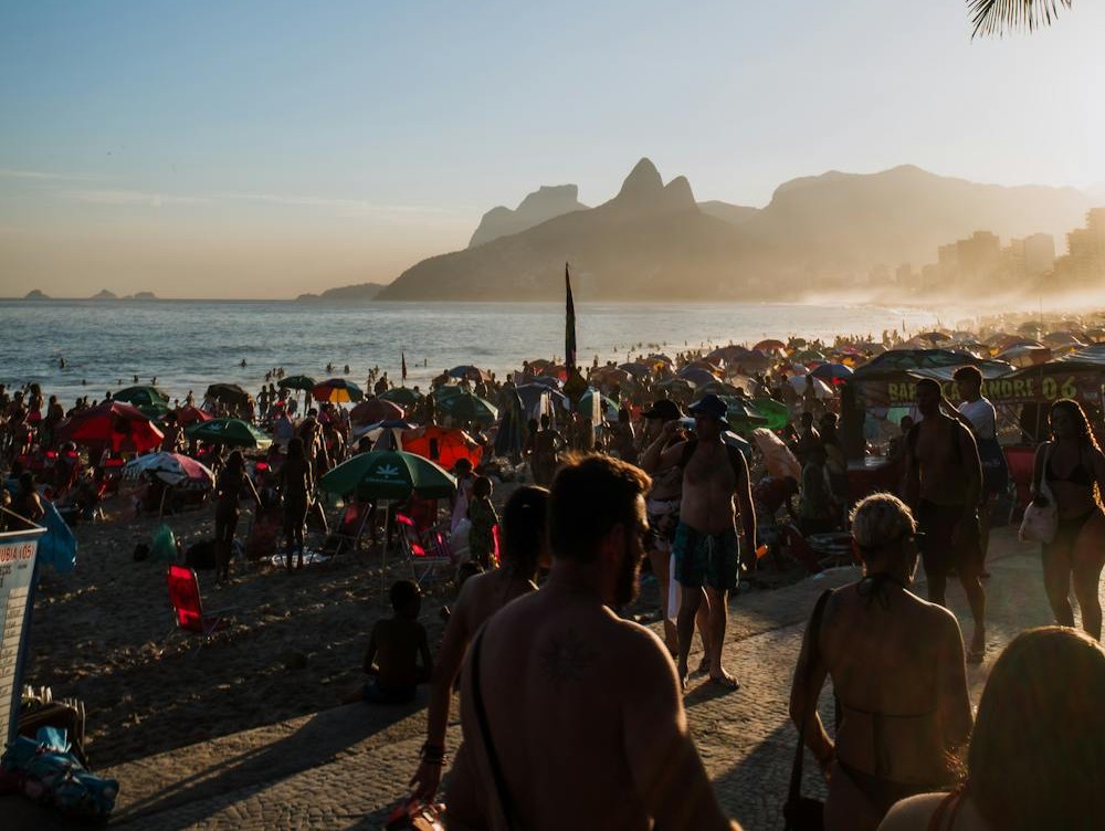 Collecte d’aluminium, de verre bouteille et de déchets organiques sur les plages publiques