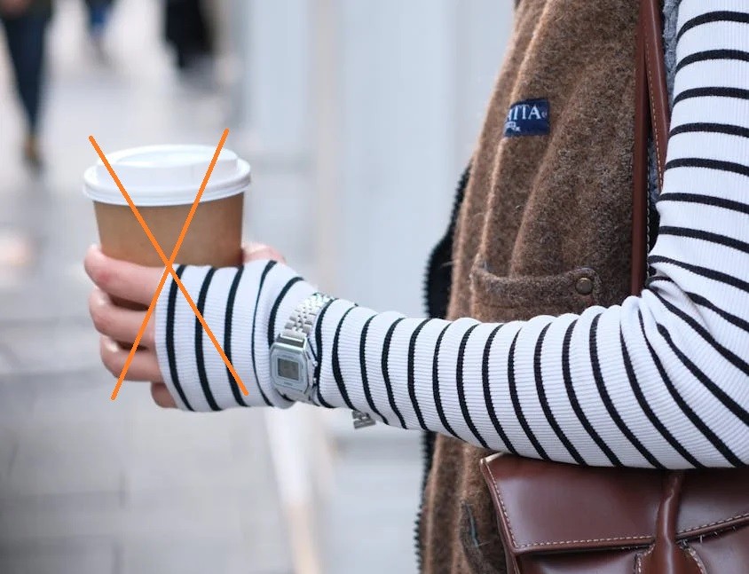 Gobelets à café jetables vs Tasse à café réutilisable