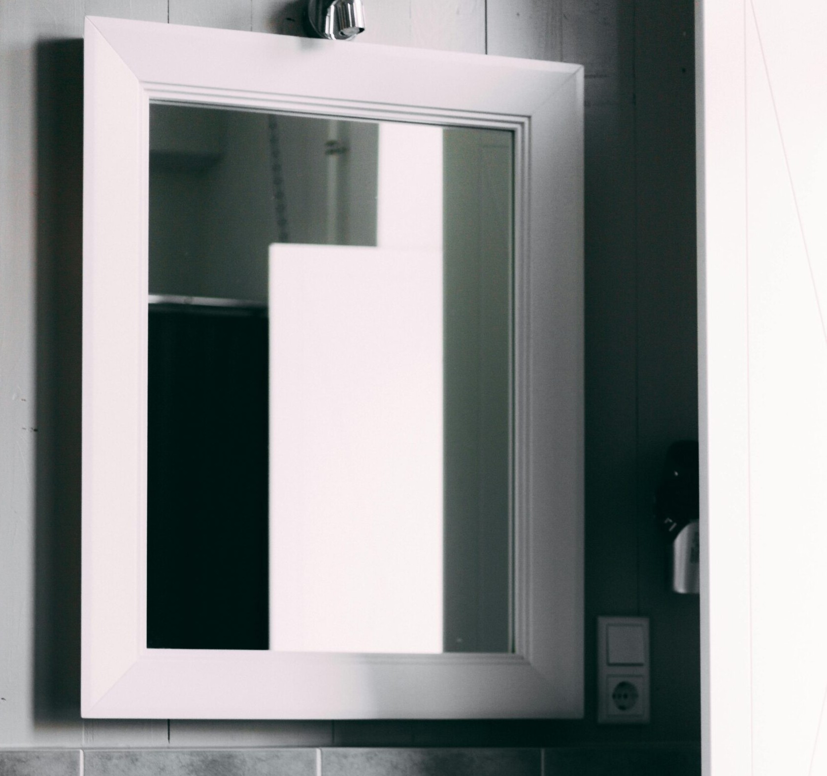 Miroir chauffant à rayonnement infrarouge