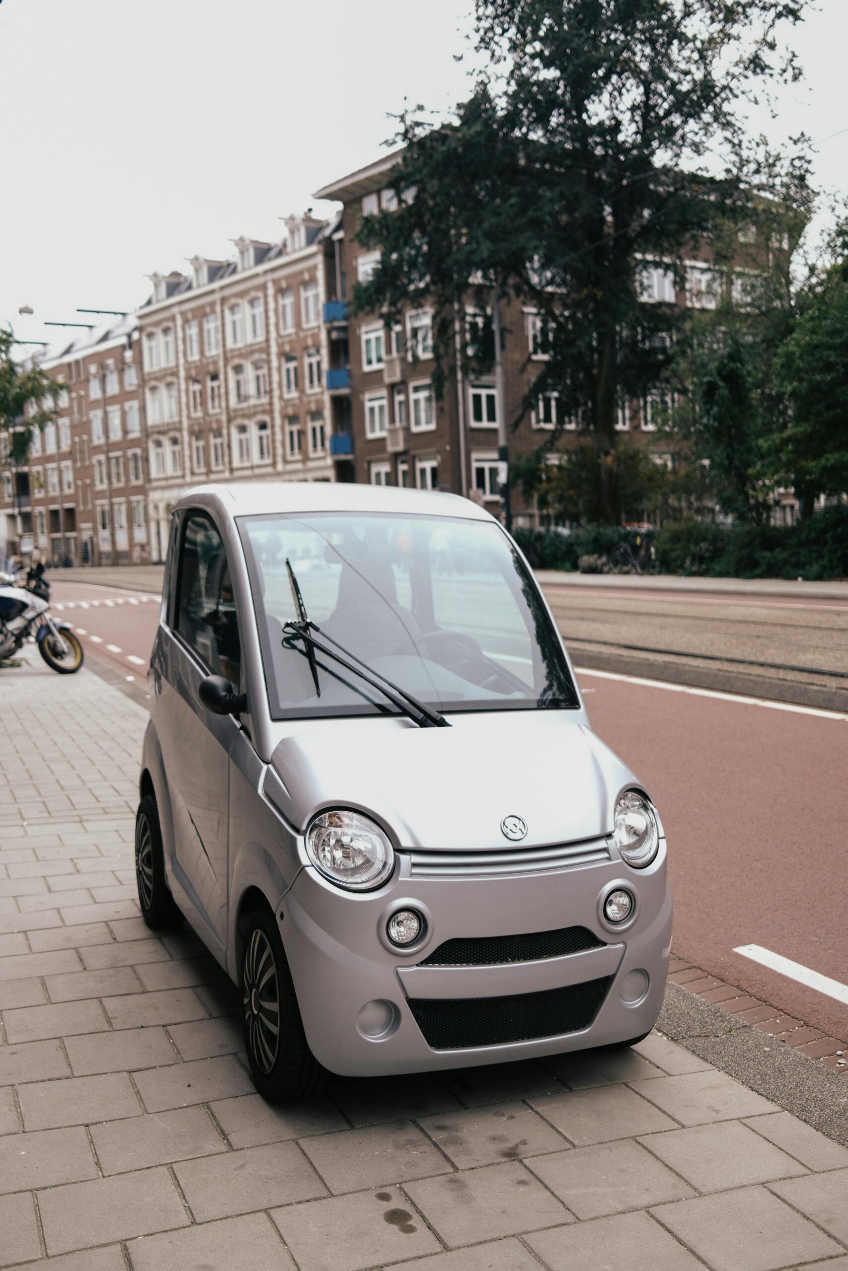 Des automobiles à une place